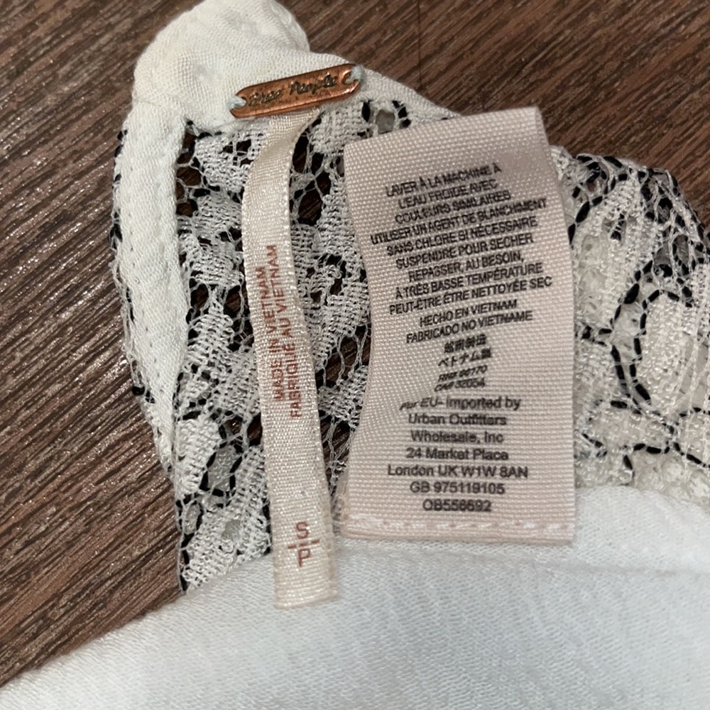 Free People ‘Tell Tale Cutout’ Lace Tunic Mini Dress - Picture 14 of 15